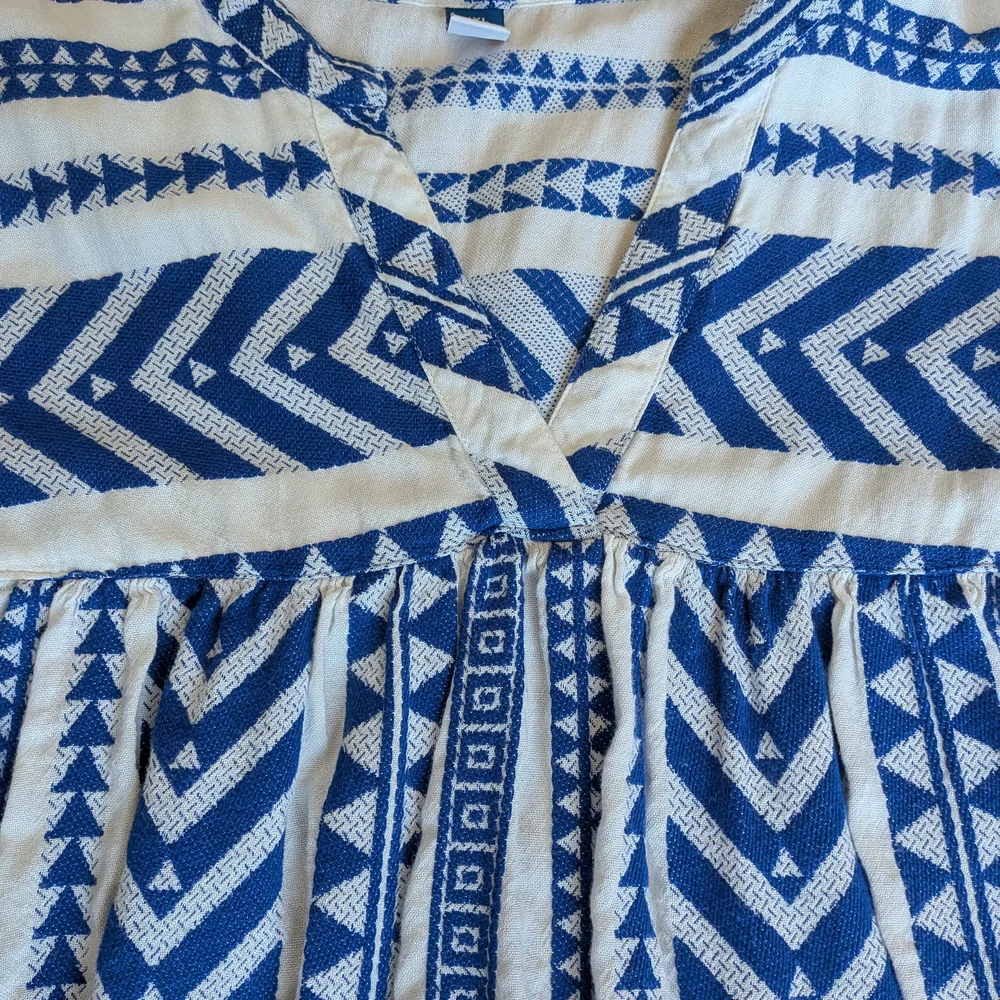 Old Navy Top - Picture 4 of 7